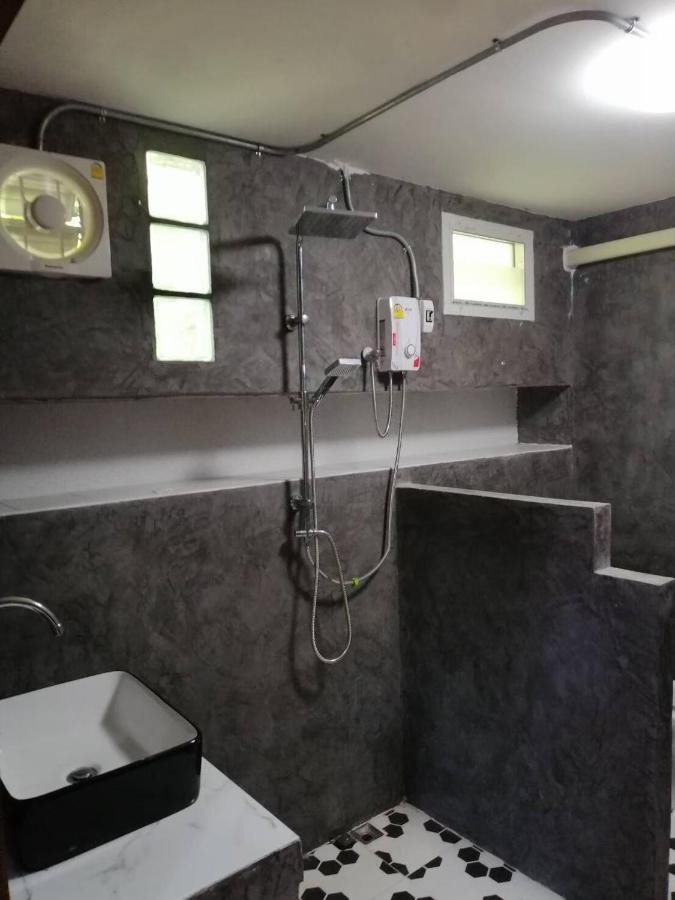 บ้านภทรพรรณ ขุนยวม แม่ฮ่องสอน Ban Pataraphan Khunyuam Maehongson Thailand Ban Khun Yuam エクステリア 写真