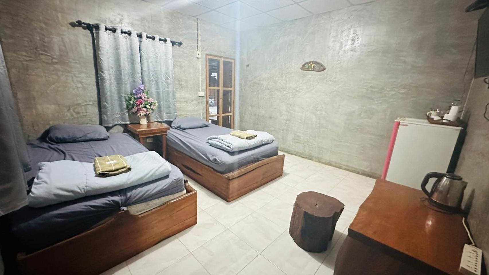 บ้านภทรพรรณ ขุนยวม แม่ฮ่องสอน Ban Pataraphan Khunyuam Maehongson Thailand Ban Khun Yuam エクステリア 写真