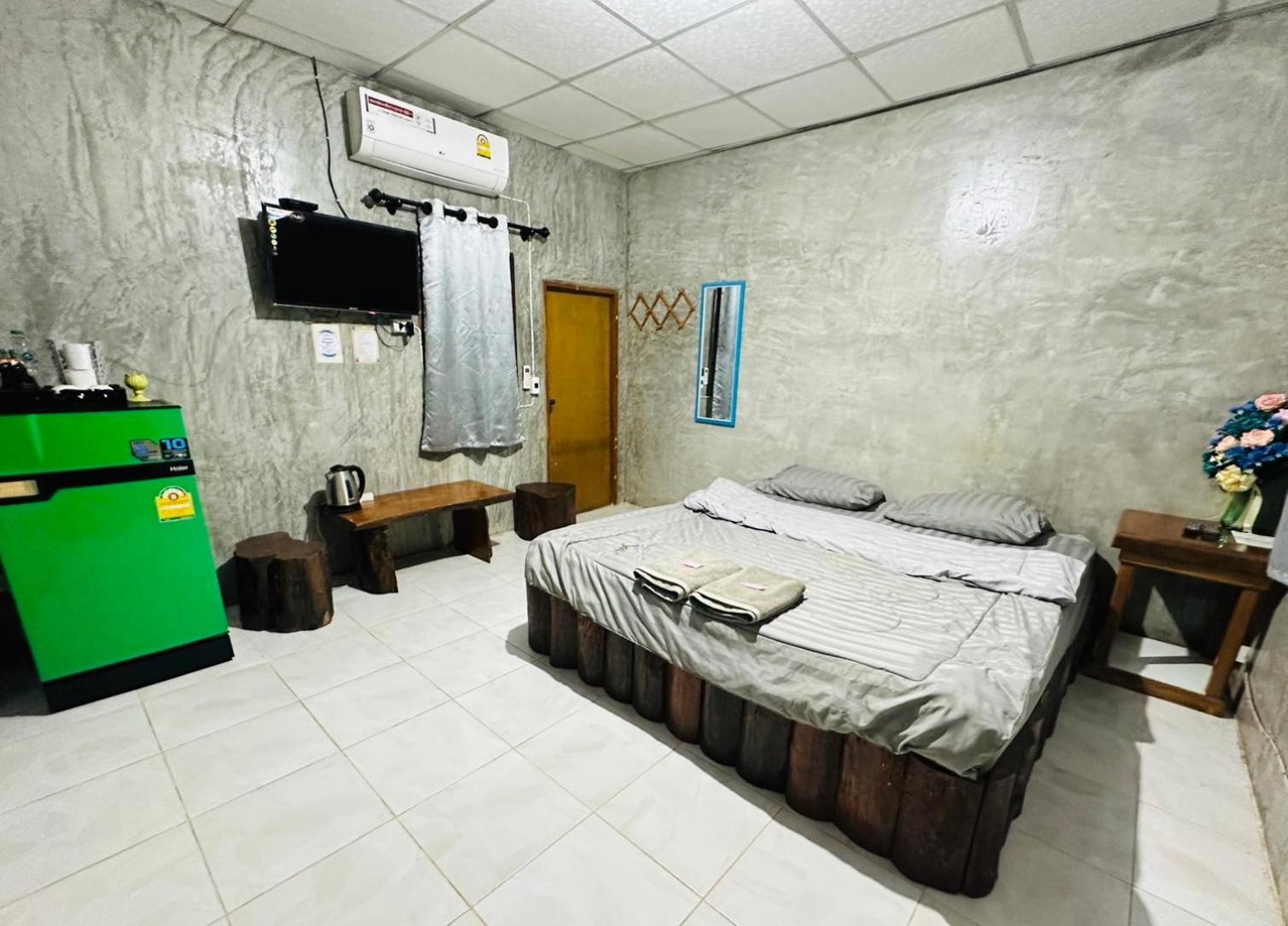 บ้านภทรพรรณ ขุนยวม แม่ฮ่องสอน Ban Pataraphan Khunyuam Maehongson Thailand Ban Khun Yuam エクステリア 写真