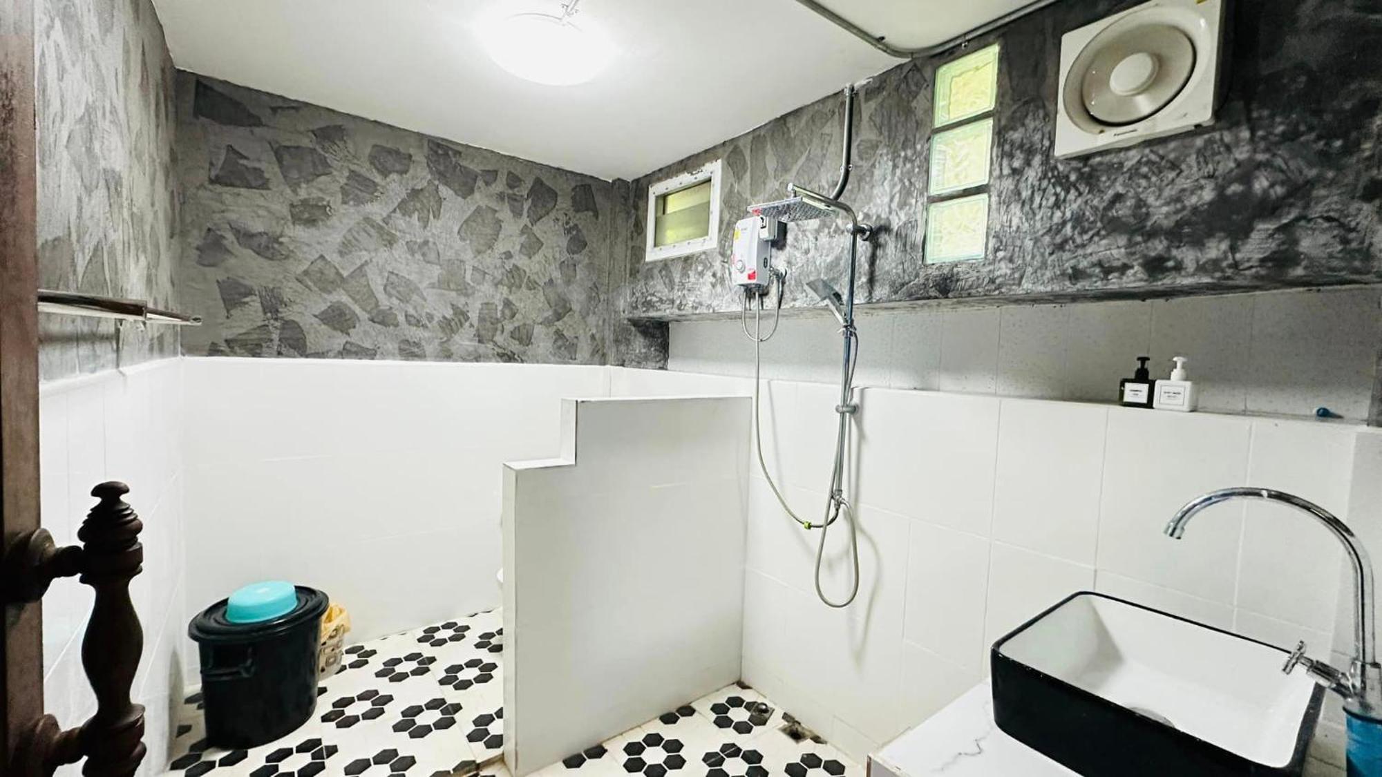 บ้านภทรพรรณ ขุนยวม แม่ฮ่องสอน Ban Pataraphan Khunyuam Maehongson Thailand Ban Khun Yuam エクステリア 写真