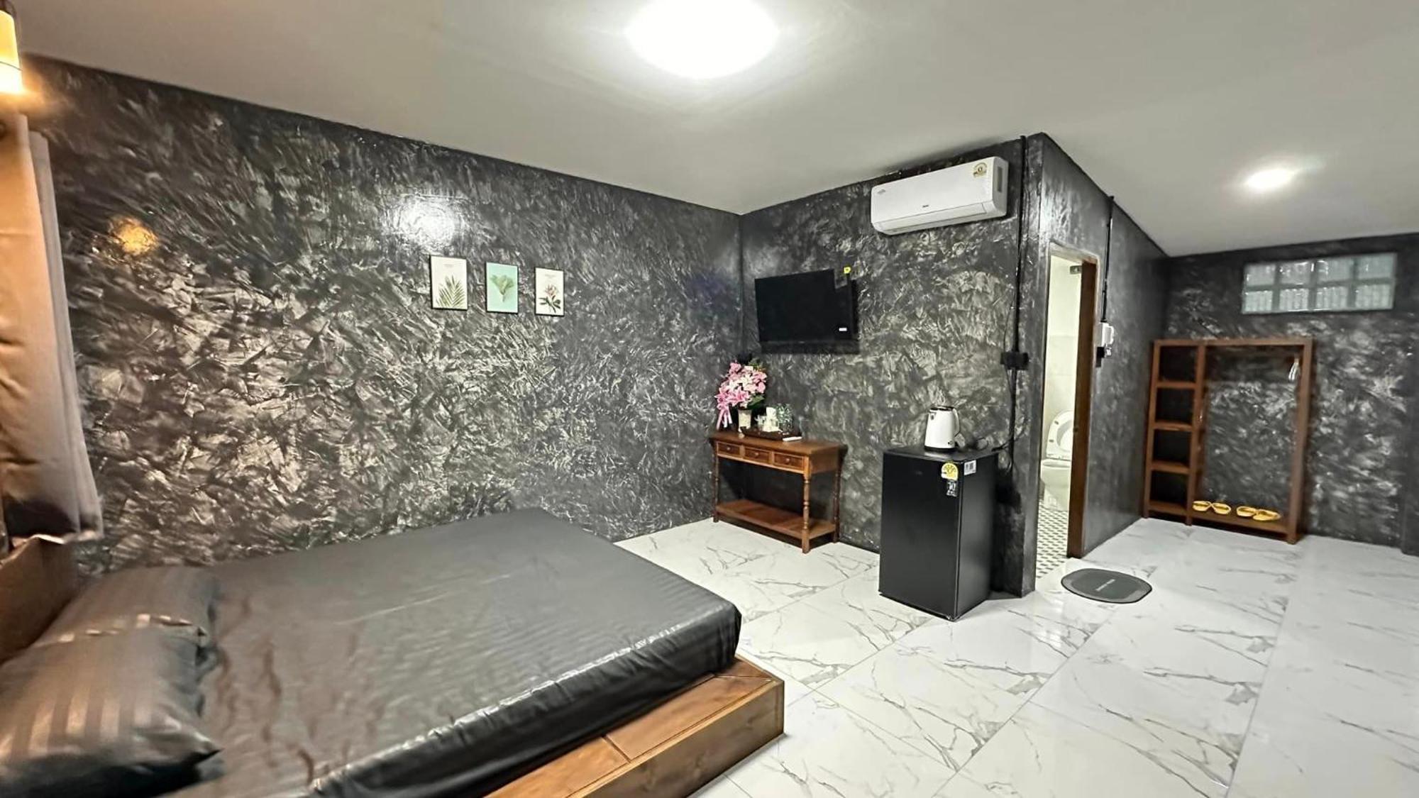 บ้านภทรพรรณ ขุนยวม แม่ฮ่องสอน Ban Pataraphan Khunyuam Maehongson Thailand Ban Khun Yuam エクステリア 写真